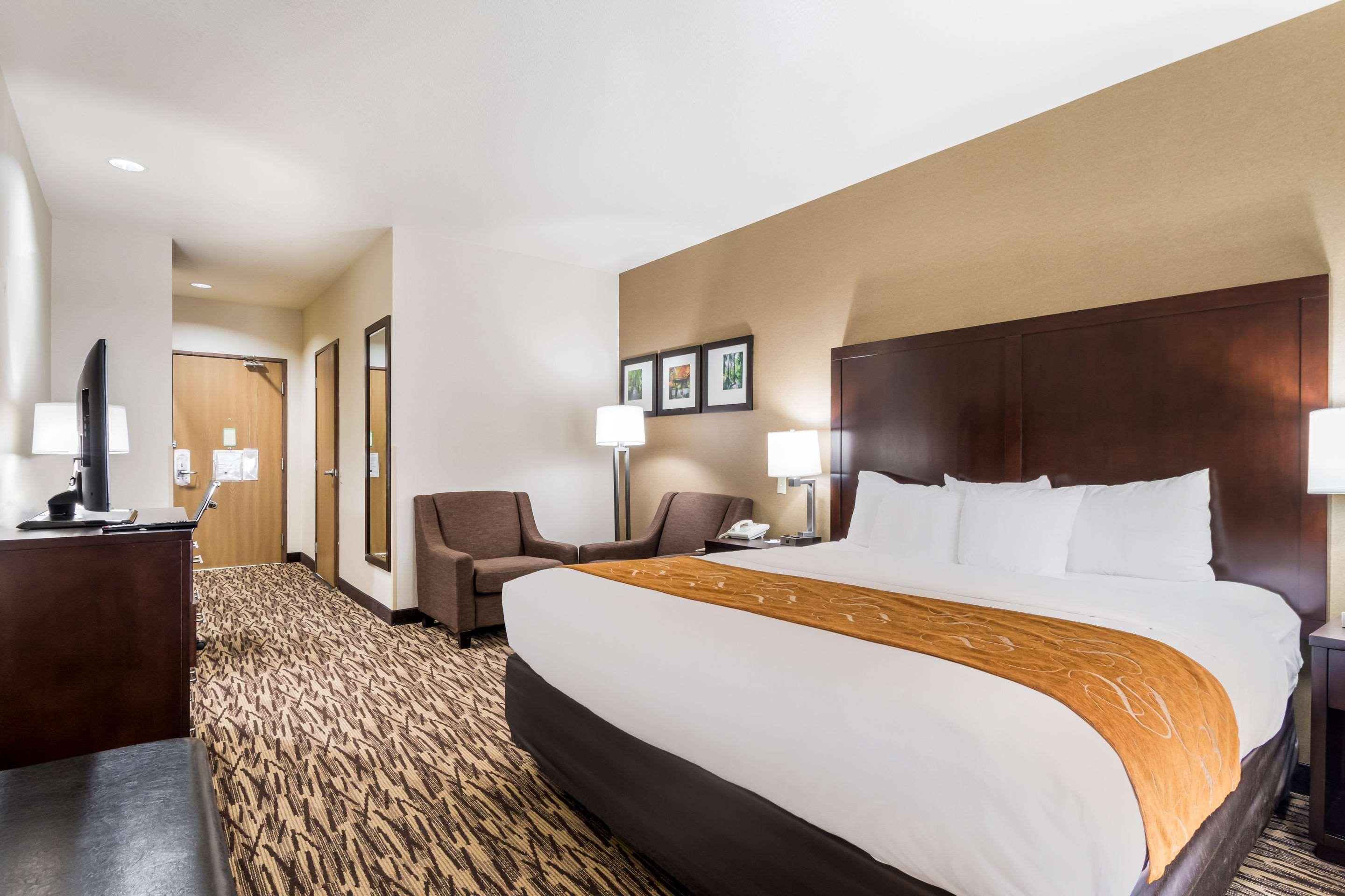 Comfort Suites Portland Airport Экстерьер фото