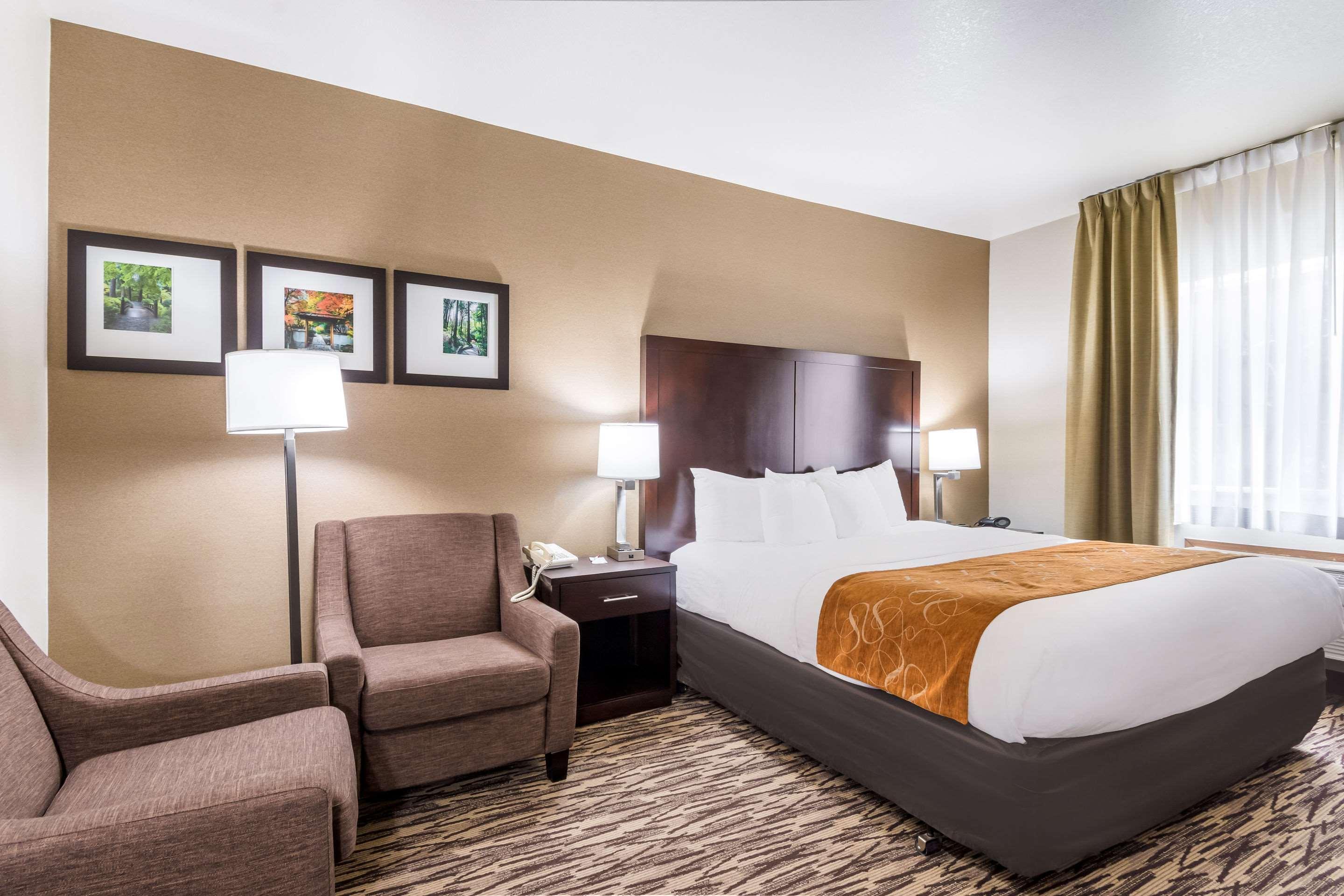 Comfort Suites Portland Airport Экстерьер фото