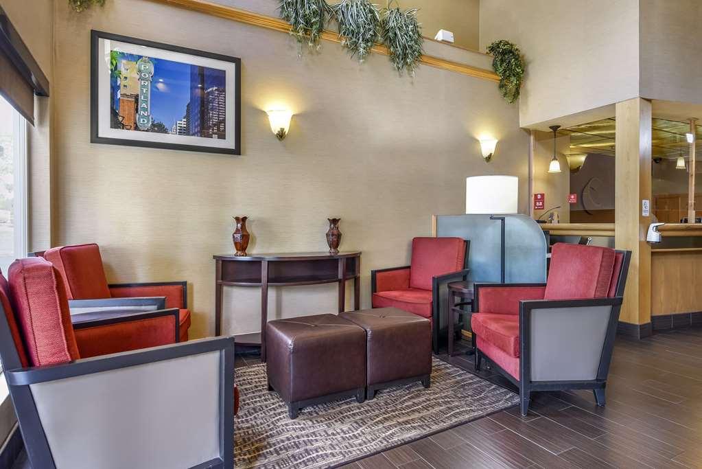 Comfort Suites Portland Airport Интерьер фото