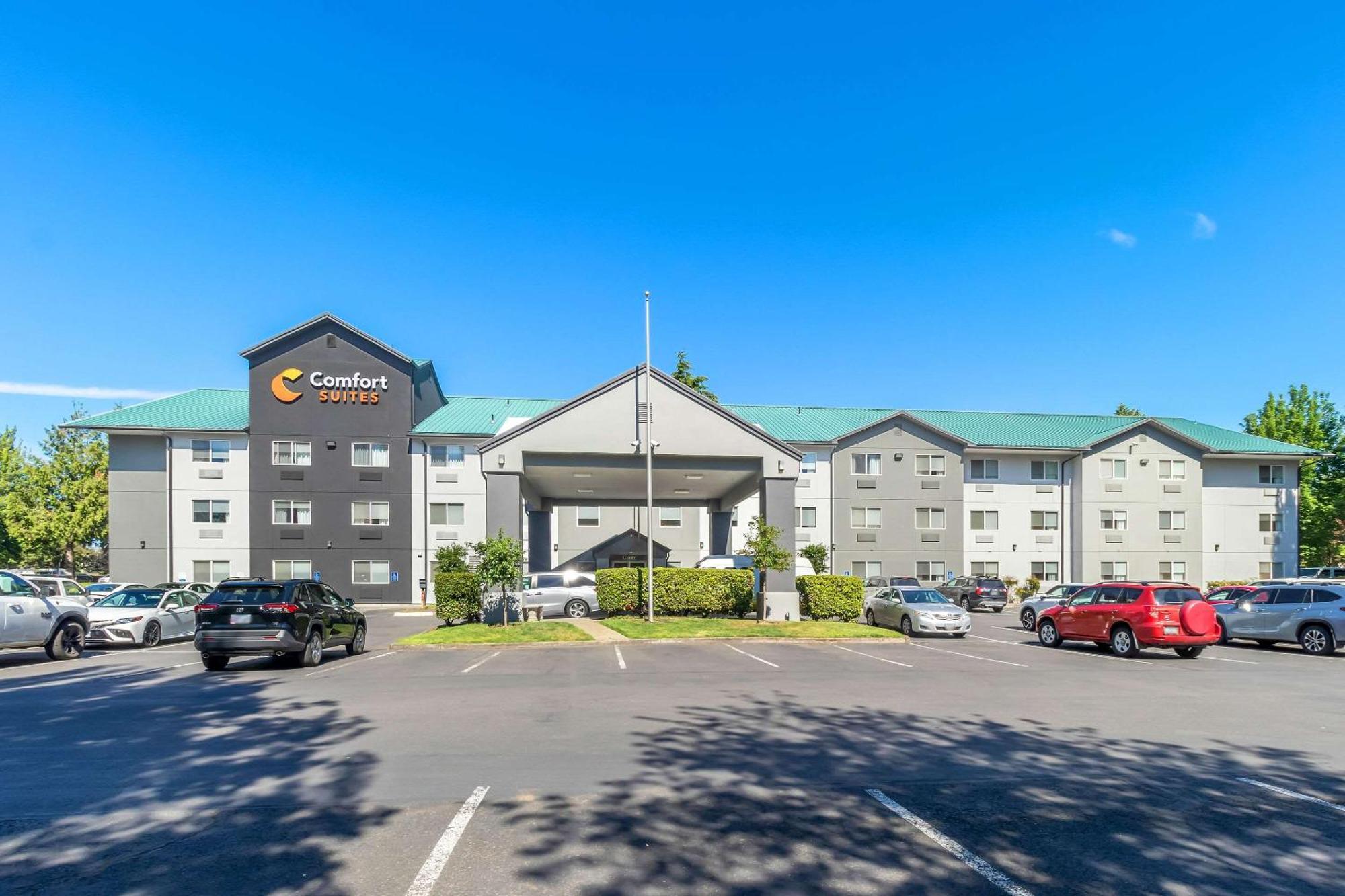 Comfort Suites Portland Airport Экстерьер фото