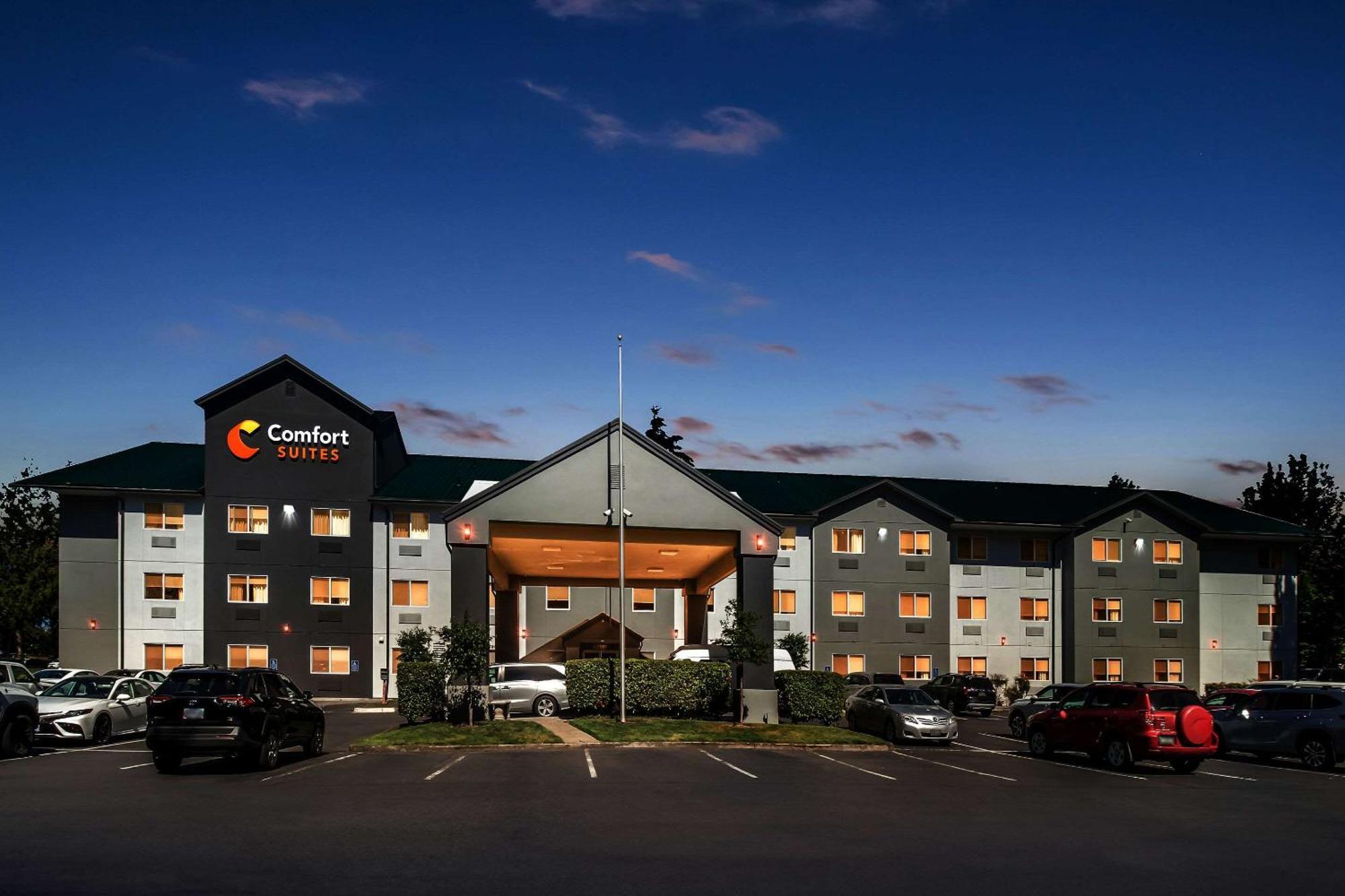 Comfort Suites Portland Airport Экстерьер фото